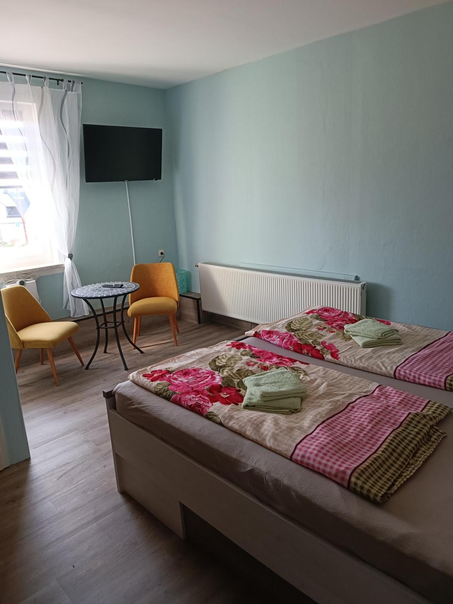 Pension Thueringer Wald Reichmannsdorf Ruang foto